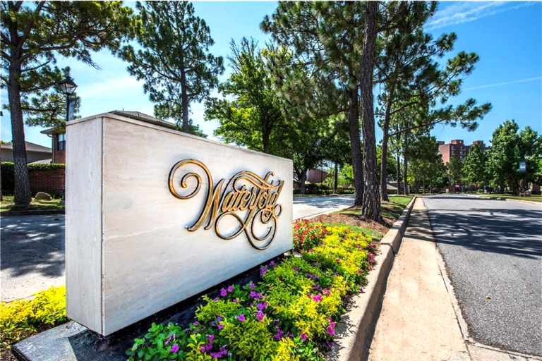 waterfordhomesok.com – Waterford Condominiums OKC